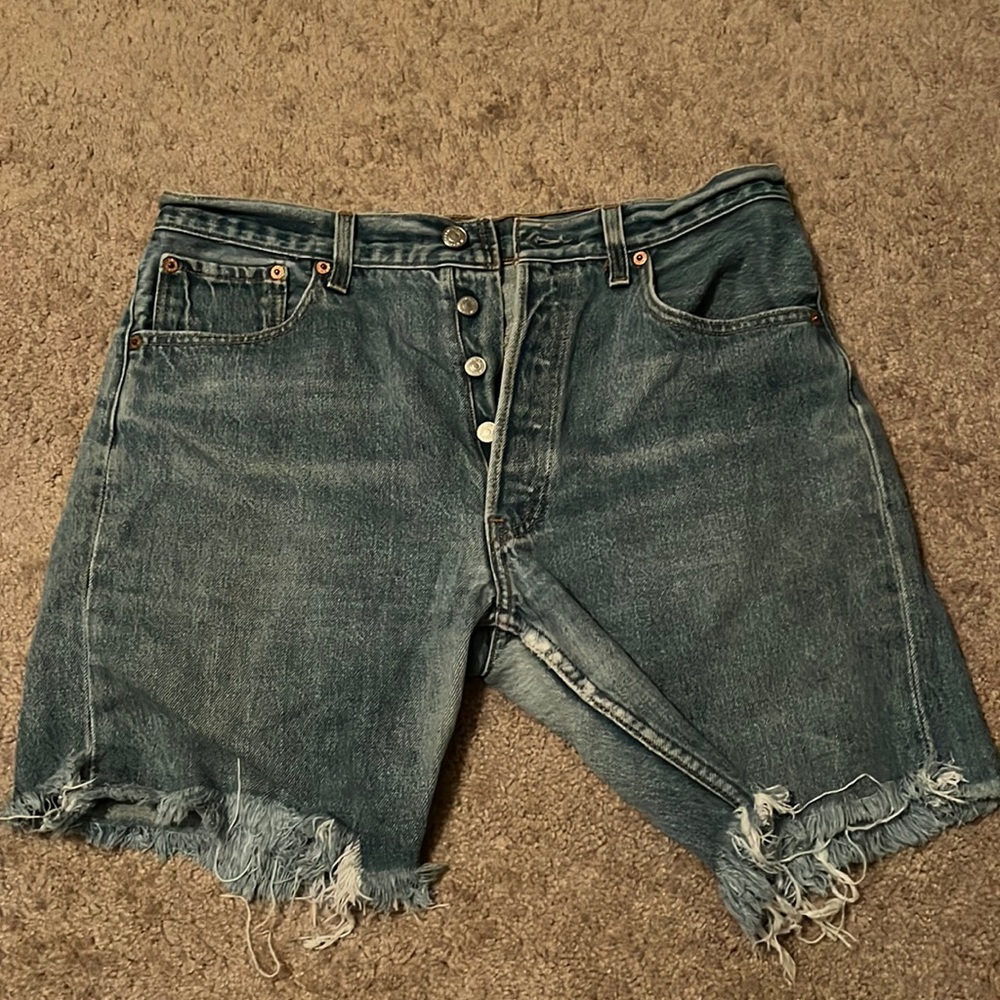 Mens Levi’s jean shorts